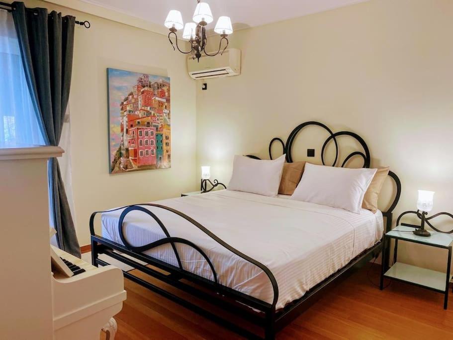 Apartamento Sarakin'S Mansion Luxury Retreat Atenas Exterior foto