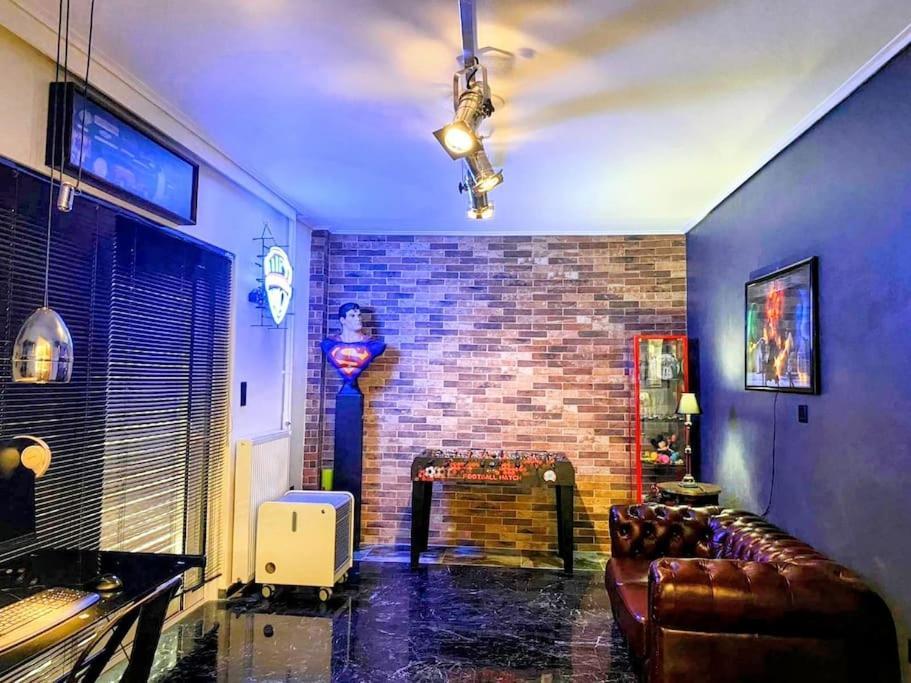Apartamento Sarakin'S Mansion Luxury Retreat Atenas Exterior foto